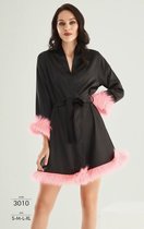 Satijnen ochtendjas - Kimono - Zwart/Roze veren - Maat XL - Bride satijn - Kerst / Nieuwjaar - Cadeau