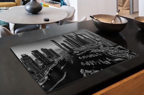 KitchenYeah® Inductie beschermer 83x51.5 cm - Zwart - Wit - Dubai - Boot - Kookplaataccessoires - Afdekplaat voor kookplaat - Inductiebeschermer - Inductiemat - Inductieplaat mat