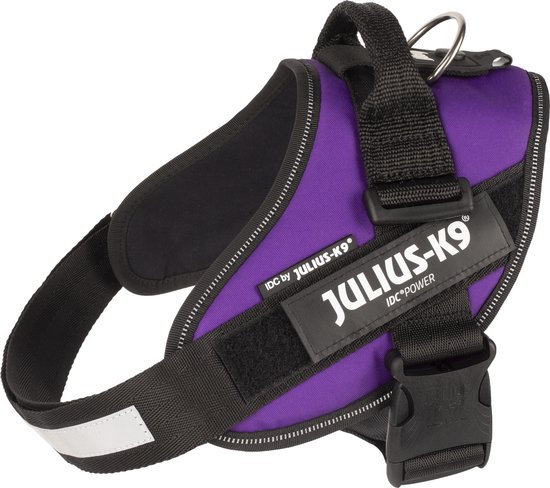Paars IDC®Power tuigje met zwarte banden, gespen en reflecterende strip. Julius-K9 logo zichtbaar.
