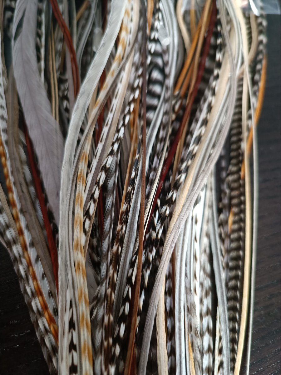 1 set van 15 feather extensions XL 23cm t/m 32cm natuur
