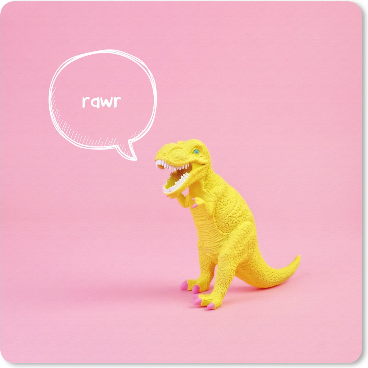 Muismat XXL 80x80 cm - Bureau onderlegger - Bureau mat Dinosaurus - Geel - Quotes - Bureaumat - Gaming mousepad xl - Bureaulegger groot - Computer deskmat