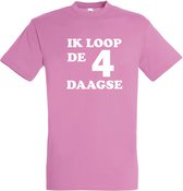 T-shirt Ik loop de 4 daagse |Wandelvierdaagse | vierdaagse Nijmegen | Roze woensdag | Roze | maat L
