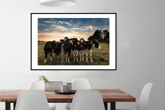 Poster in lijst - Fotolijst 120x80 cm - Posters - Dieren - Koe - Koeien - Posterlijst zwart - Decoratie - Wanddecoratie woonkamer - Muurdecoratie slaapkamer