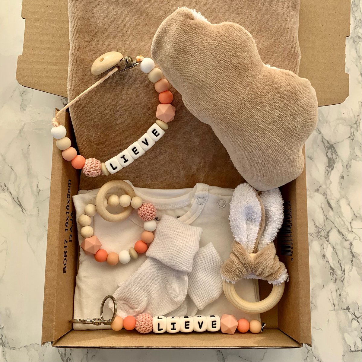 Goedkoopste Giftset babypakket - beige - gepersonaliseerd - verschillende maten