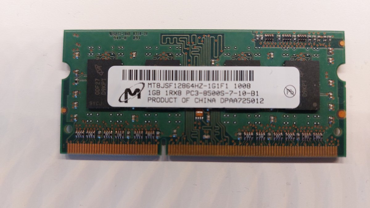 micron 2 GB DDR3 s0dimm model : 1Rx8 PC3-85000S-7-10-B1 laptop geheugen