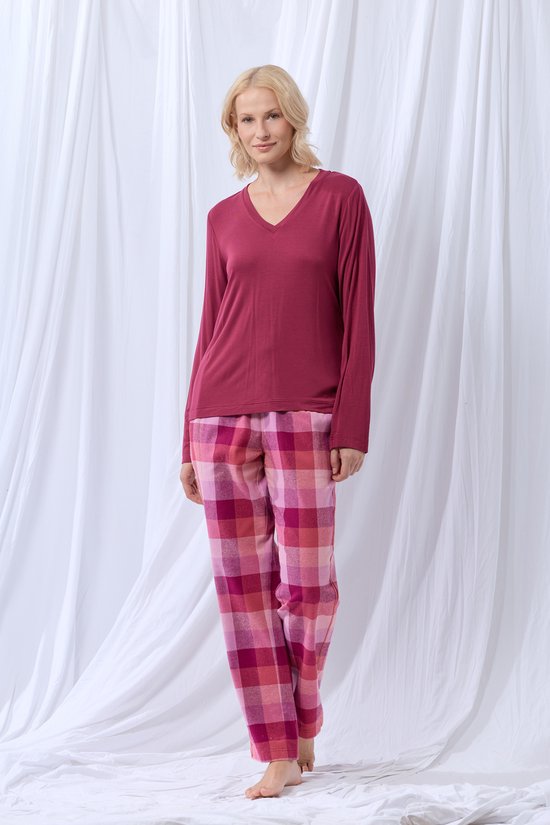 Lords Lilies Pyjama Dames Wijnrood 252 50 XPZ W 482 Maat XL Bol lords-lilies-pyjama-dames-wijnrood-252-50-xpz-w-482-maat-xl-bol