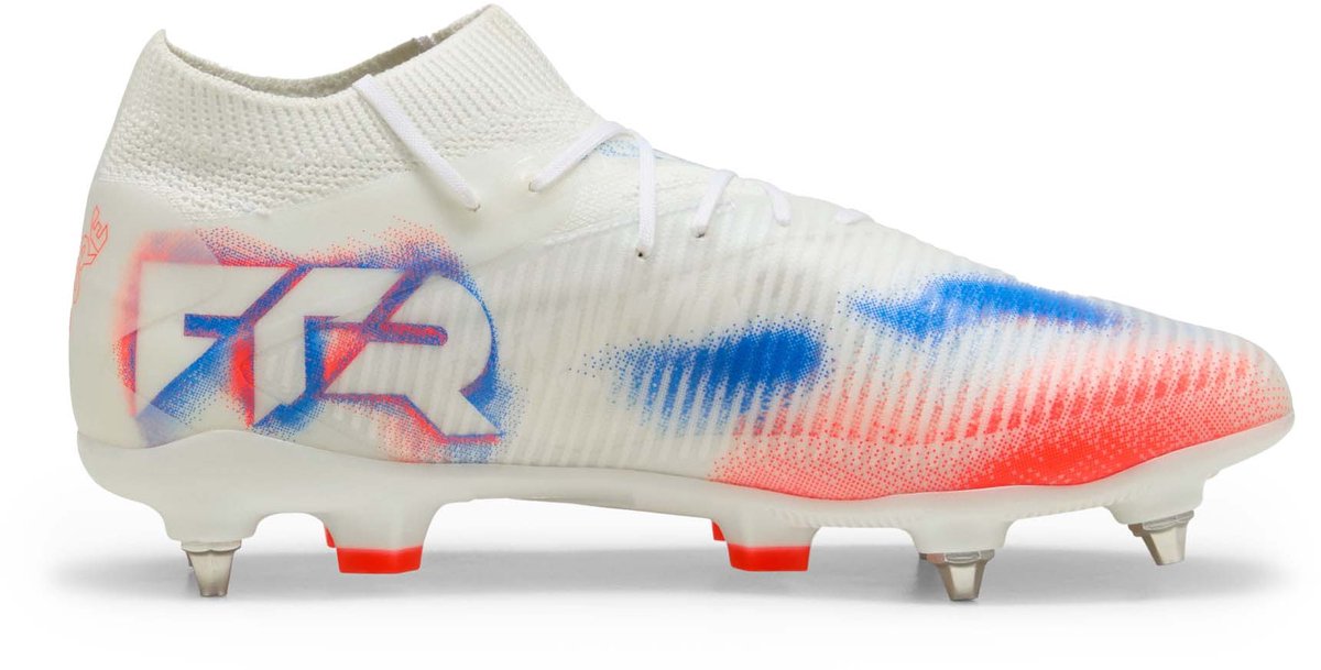 Puma Future 8 Pro Mxsg voetbalschoenen in wit, zwart en gloeiend rood met vetersluiting en gebreide bovenkant.
