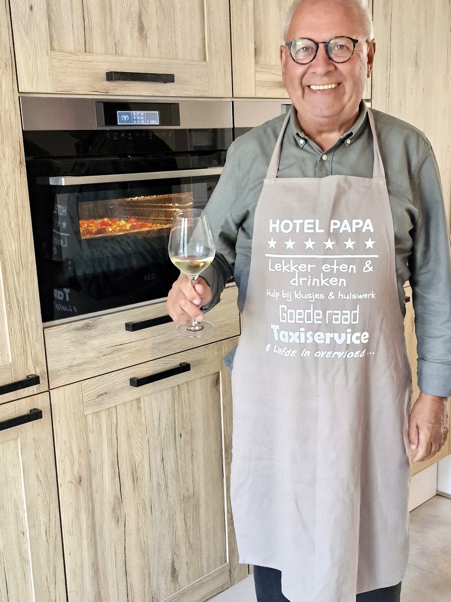 Cadeau schort - Tekstschort - Keukenschort met tekst papa - BBQ schort - verjaardag - vader vaderdag - liefste super hotel papa - zwart