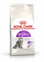 Royal Canin Sensible 33: gevoelige adult cats, optimale spijsvertering, aangepaste brokgrootte.