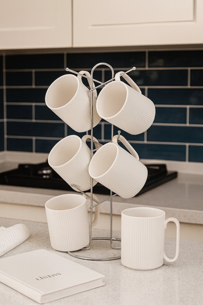 Koffiemok Set met Houder – 6 Stuks Keramische Mokken – Modern Geribbeld Design – Inclusief Metalen Standaard