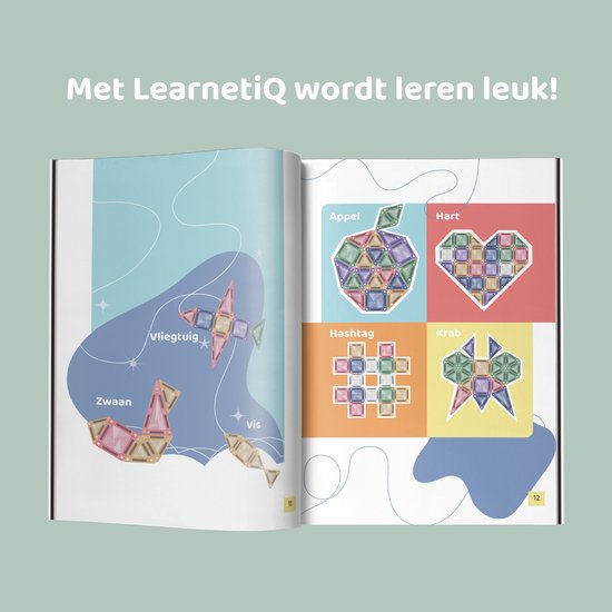 Boekpagina met creaties van LearnetiQ magneetstenen: appel, hart, hashtag, krab, vliegtuig, zwaan, vis.