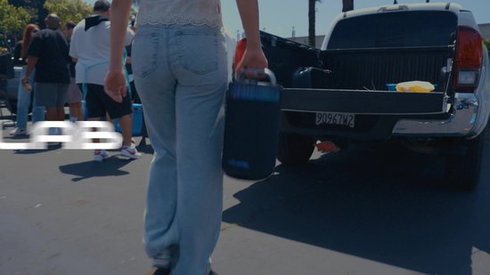 JLab Epic Draadloze Bluetooth Speaker - Muziekbox - 16 uur Batterijduur - 100 Watt - IPX6 Waterproof - Multipairing - Partyspeaker met Bass Boost - App Equalizer - Zwart