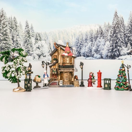 Lemax - Lucy's Chocolate Shop Set