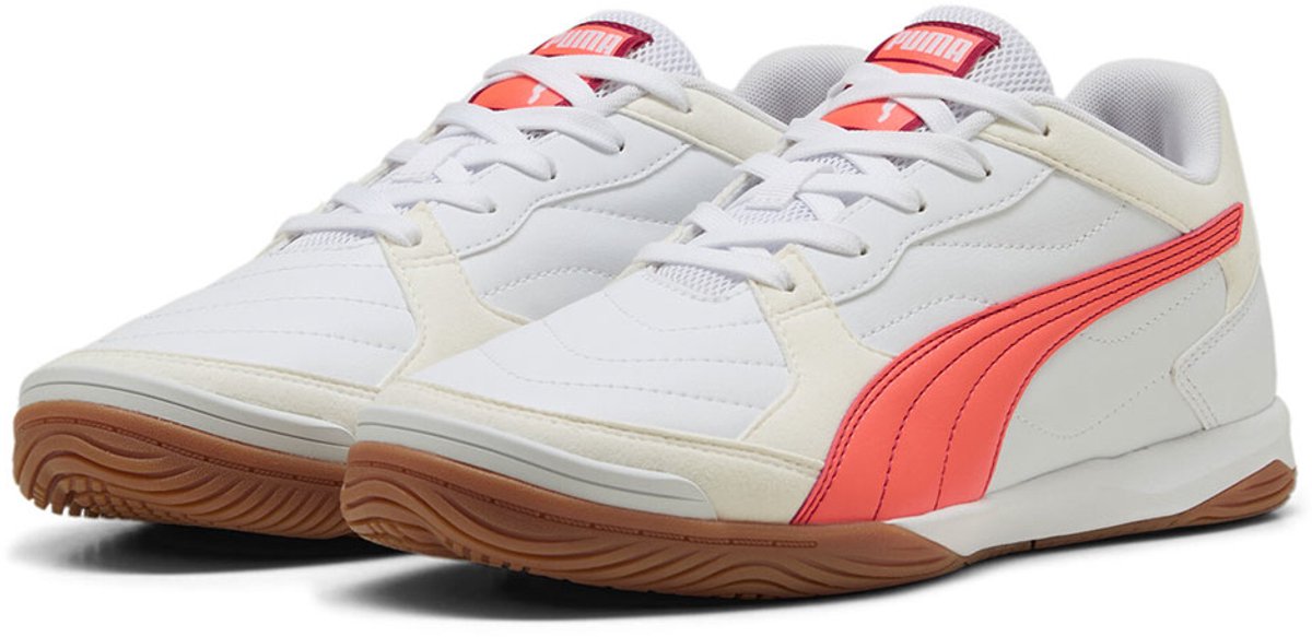 Witte Puma PRESSING IV zaalvoetbalschoenen voor mannen en vrouwen, met roze accenten en een zachte bovenkant voor optimale...