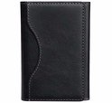 Zwarte portemonnee met stiksels en een gebogen flap.