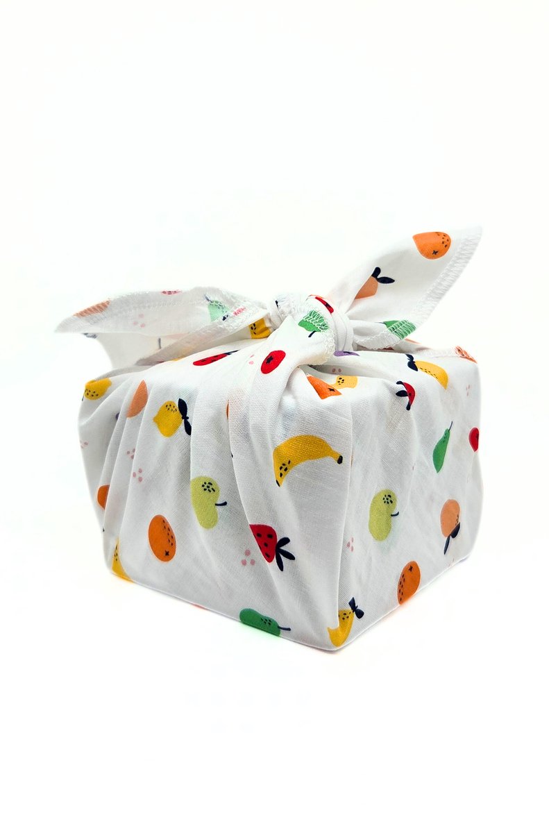 Giftwrappies Furoshiki - inpakstof – Fruity - herbruikbare cadeauverpakking - 70x70 cm - duurzaam - alternatief voor cadeaupapier