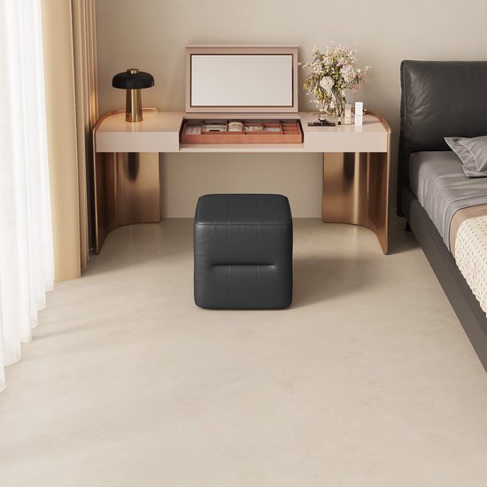 Poufs Guyii Furniture, Poufs carrés noirs modernes avec poignées, 43 x 43 x 42 cm, Pouf compact pour entrée et salon