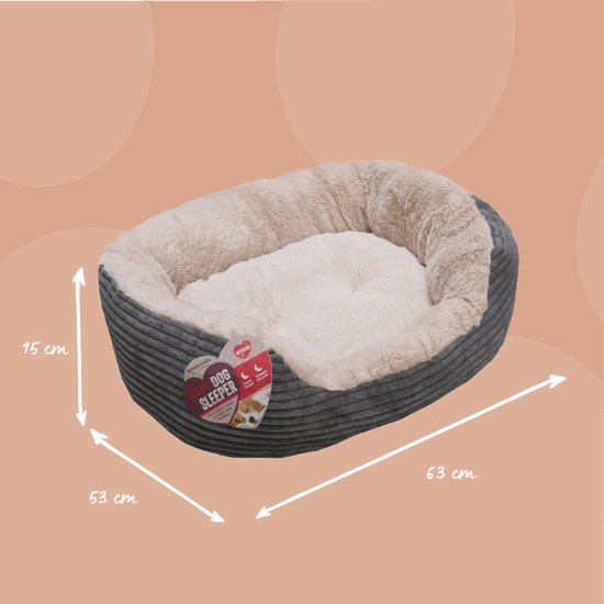 Grijze hondenmand met ribstof buitenkant en crème pluche binnenkant. Afmetingen 63 cm lang en 15 cm hoog.