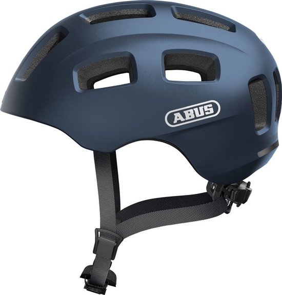 Donkerblauwe ABUS fietshelm met witte ABUS logo en grijze bandjes.