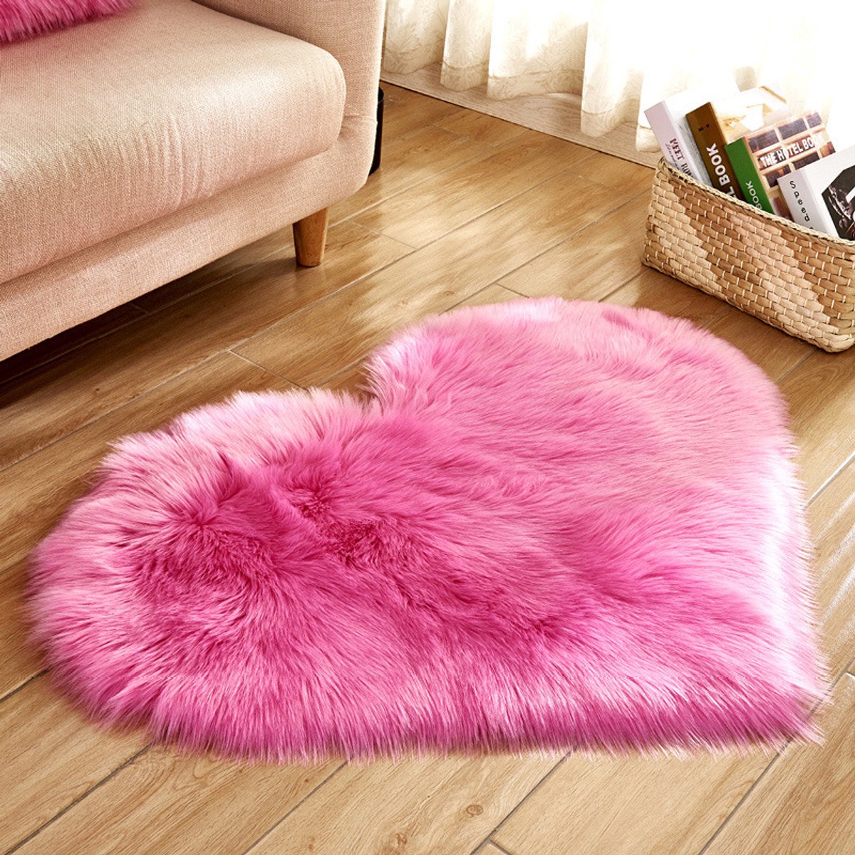 Qelus Felroze Modern Hartvormig Vloerkleed met Lange Pluizen - Wasbaar - Hoogpolig Vloerkleed - Zacht fluffy Decoratie - Voor Stoel, Bank of Bed - 70x90 cm
