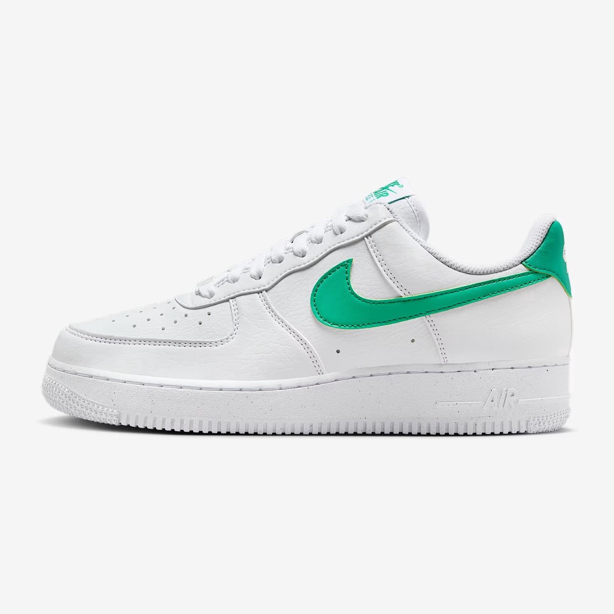 Nike Nike Air Force 1 ’07 Next Nature Sneakers Dames Stadium Wit