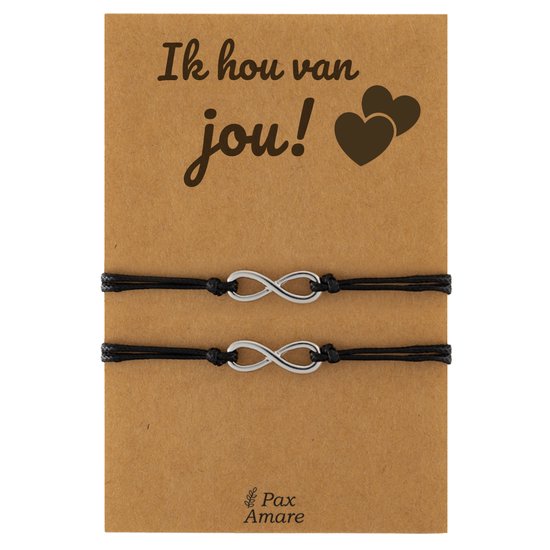Twee zilverkleurige infinity armbandjes op een kaart met tekst "Ik hou van jou!".