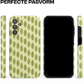 Splendeur feuillue dans le vert