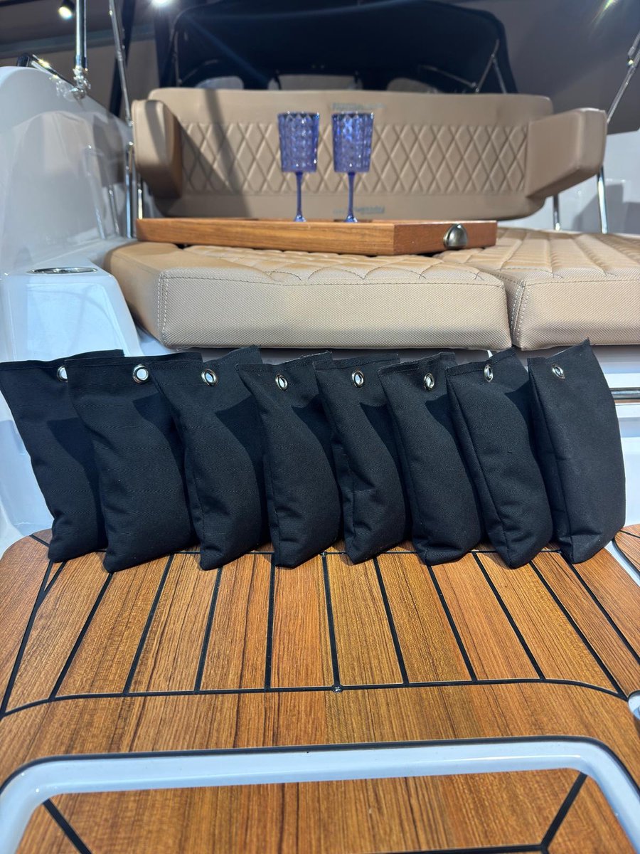 8X Grindzakjes Zandzakjes zwart - voor bootdekzeil - om waterzakken te voorkomen - 0,8kg