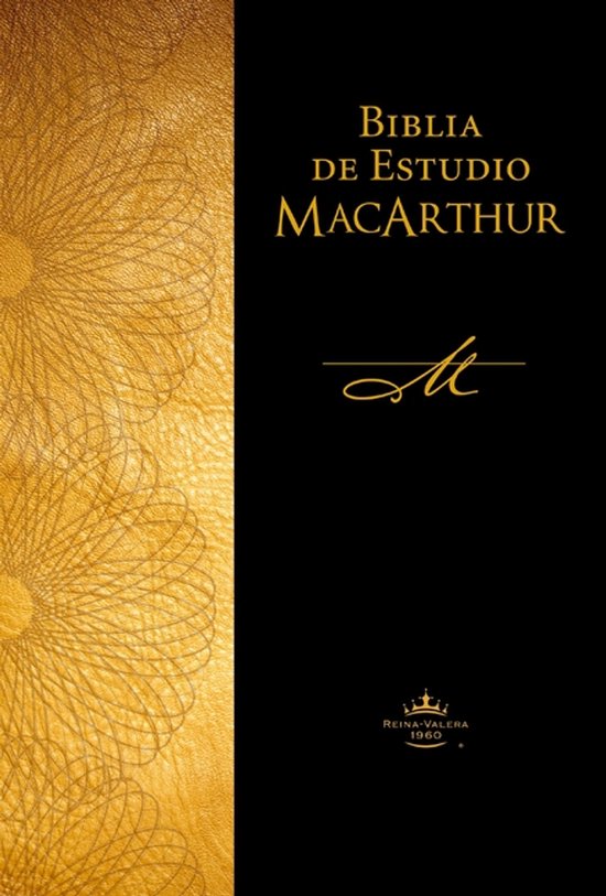 Bible avec couverture noire et texture dorée, avec 'Biblia De Estudio MacArthur' en lettres dorées.