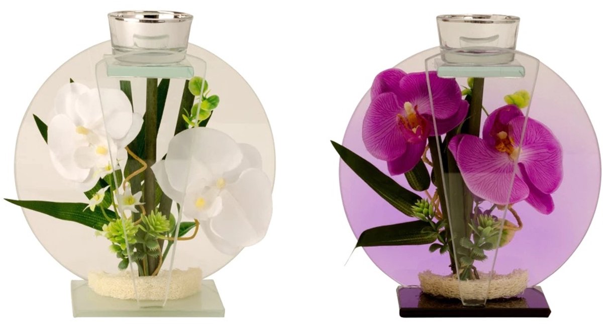 Glasdecoratie met paarse orchideeën en theelichtje .