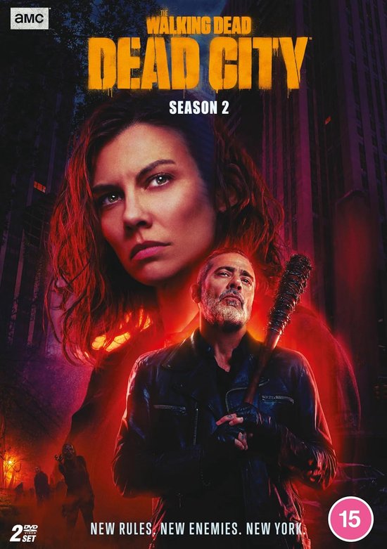 DVD-hoes van The Walking Dead: Dead City Seizoen 2 met een vrouw en een man met een knuppel, met stad op achtergrond.