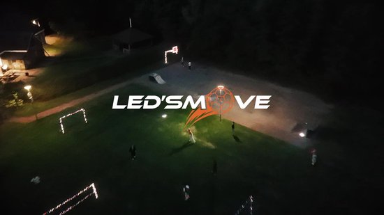 Vind lichtgevende voetbal op - april 2026