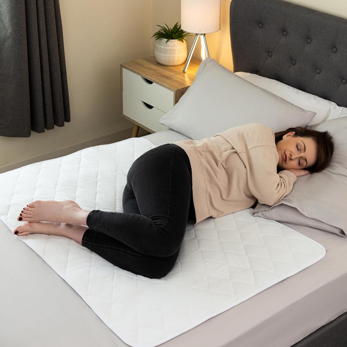 Comfort and Care Apparel Absorberende matrasbeschermer - incontinentie - Onderlegger - Zonder instopstroken / vleugels - Wasbaar Wit - Zonder instopstroken / met vleugels