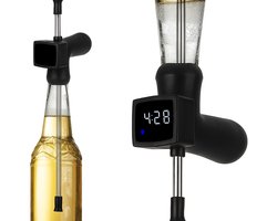 WVspecials Bier Snorkel Zwart met timer - Biersnorkel - Adtaper - Rietadt - Bierriet - Bier Dispenser - BierBuis - Bierkanon - Bierspel - Feestpakket - Feest adtributen - Spieskanon - Bierpong - Drankspel - Bier Accessoires - Bier Gadgets