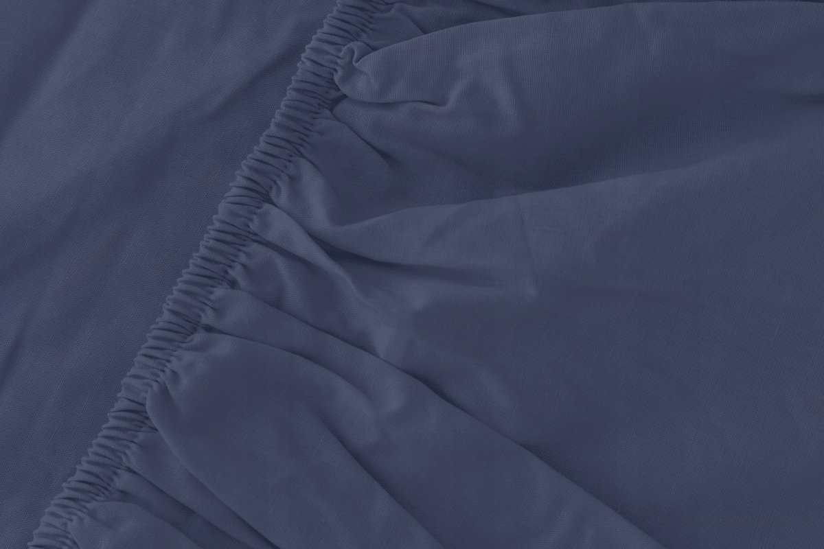 Hoeslaken 140x200 cm donkerblauw met elastiek