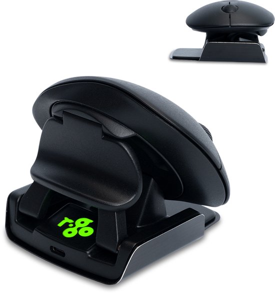 Zwarte ergonomische muis met een groen oplichtend logo op de standaard, geplaatst op een witte achtergrond.