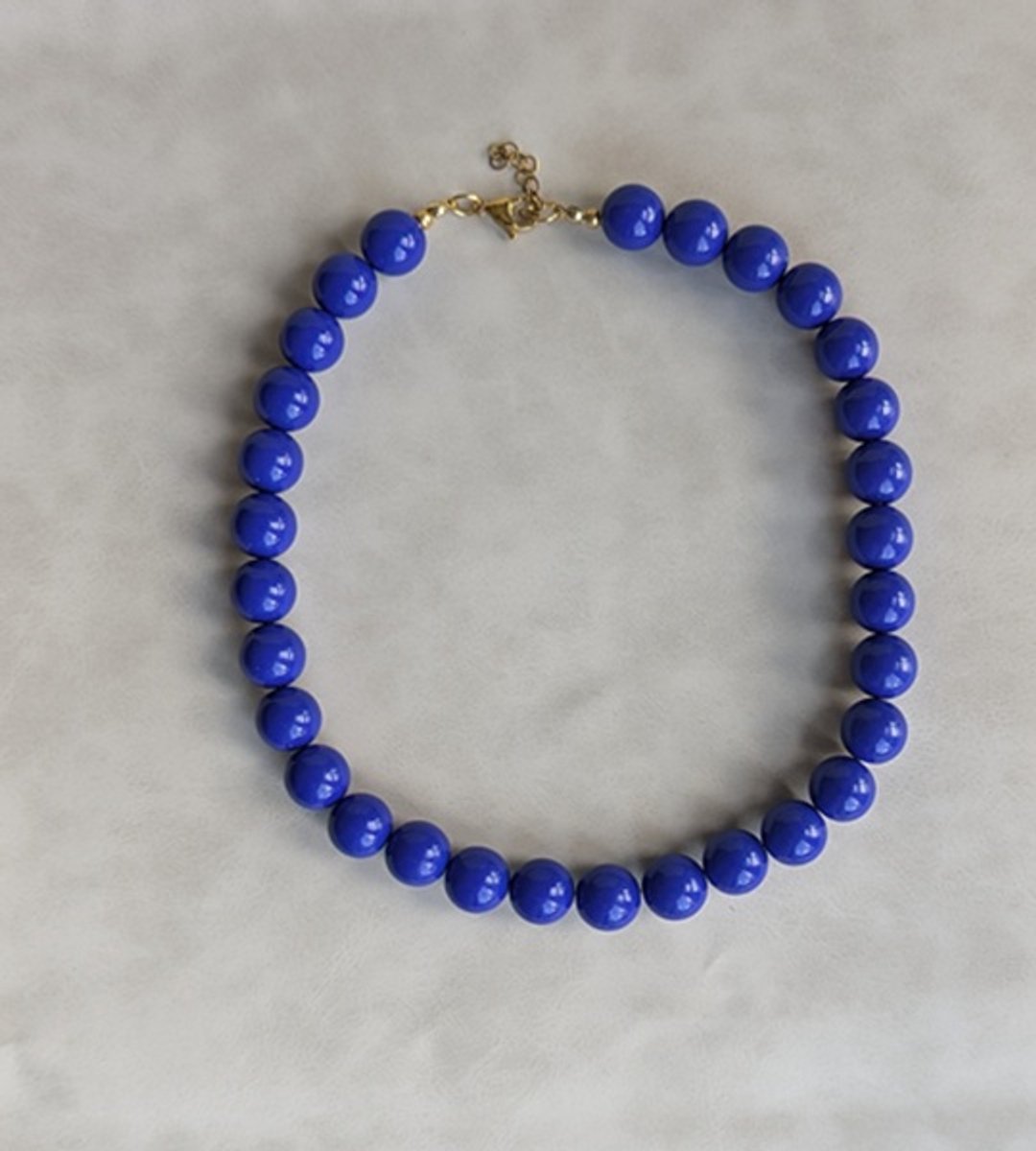 SWAN - halsketting - kralenketting - statement ketting - necklace - Pilion - grote kralen - acryl - 14mm - kobalt blauw - big beads - bold beads