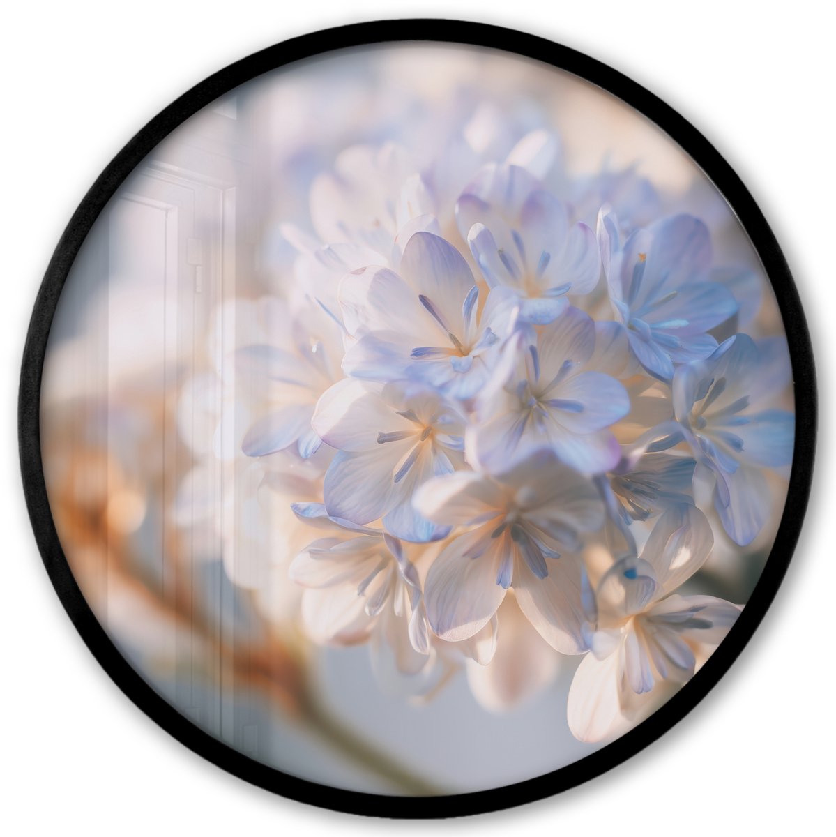 FrameYourWall Poster in lijst Rond - Fotolijst 40x40 cm - Posters - Bloemen - Lichtblauw - Wazig - Trosje - Ronde posterlijst zwart - Decoratie - Wanddecoratie woonkamer - Muurdecoratie slaapkamer