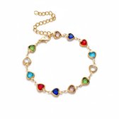 Bracelet doré pour femme avec breloques en forme de cœur de différentes couleurs - bracelet réglable pour femme avec perles de verre