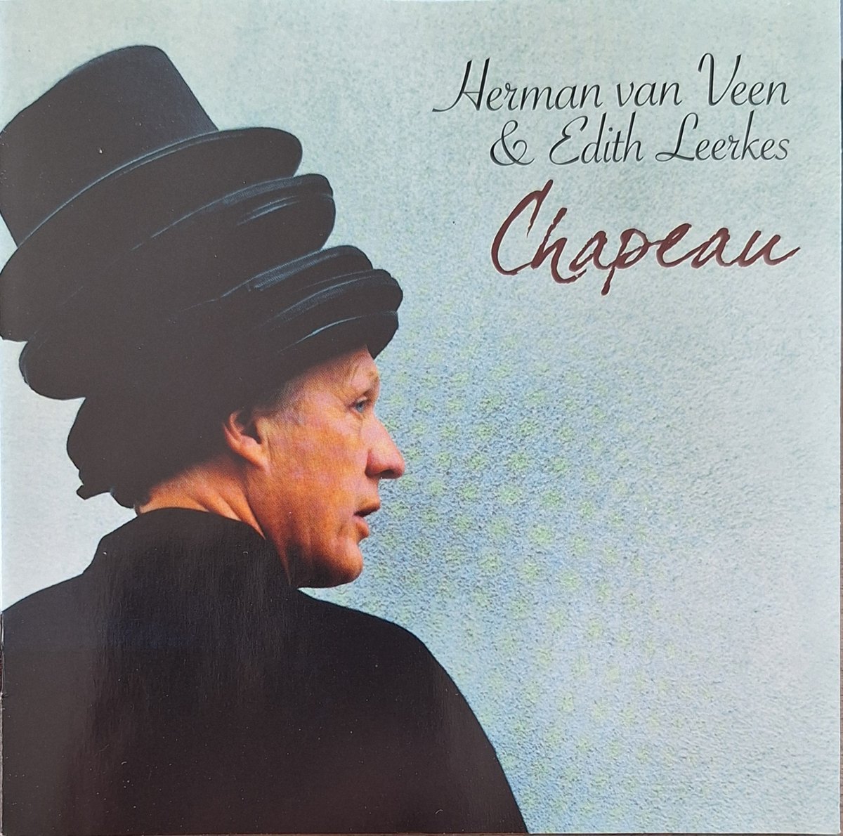 Chapeau + DVD