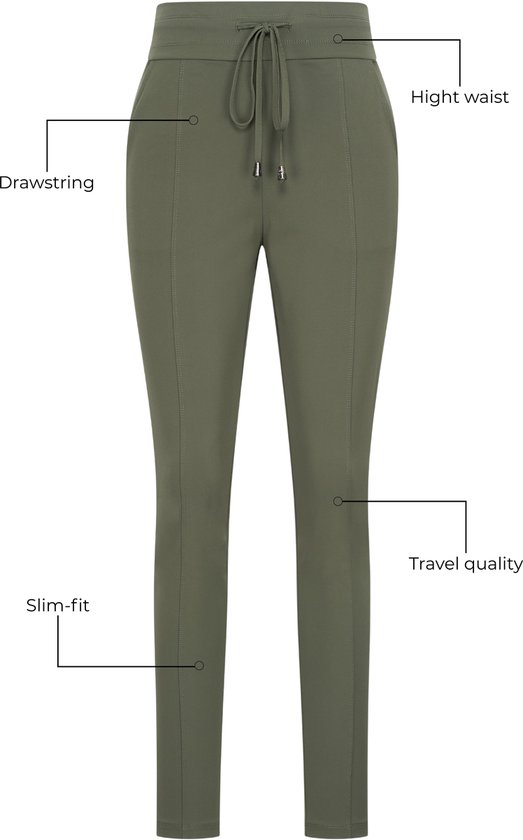 Donkergroene slim-fit broek met hoge taille en trekkoord.