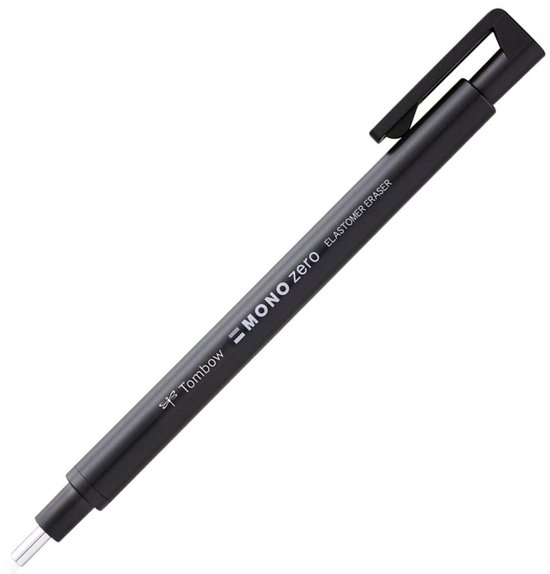 Zwarte Tombow MONO zero potloodgum met een clip en een ronde punt van 2,3 mm, diagonaal geplaatst.