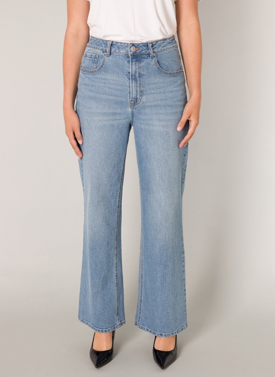 BASE LEVEL Amy Bottoms - Light Blue - maat W38 / L30