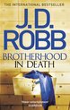 Boekcover van 'Brotherhood in Death' van J.D. Robb met een open kluisje met een blauwe sjaal erin.