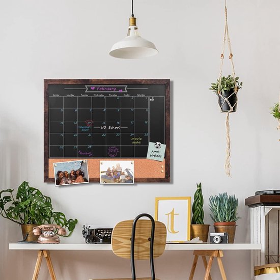 Combitbord met magnetisch krijtbord, whiteboard kalender en prikbord