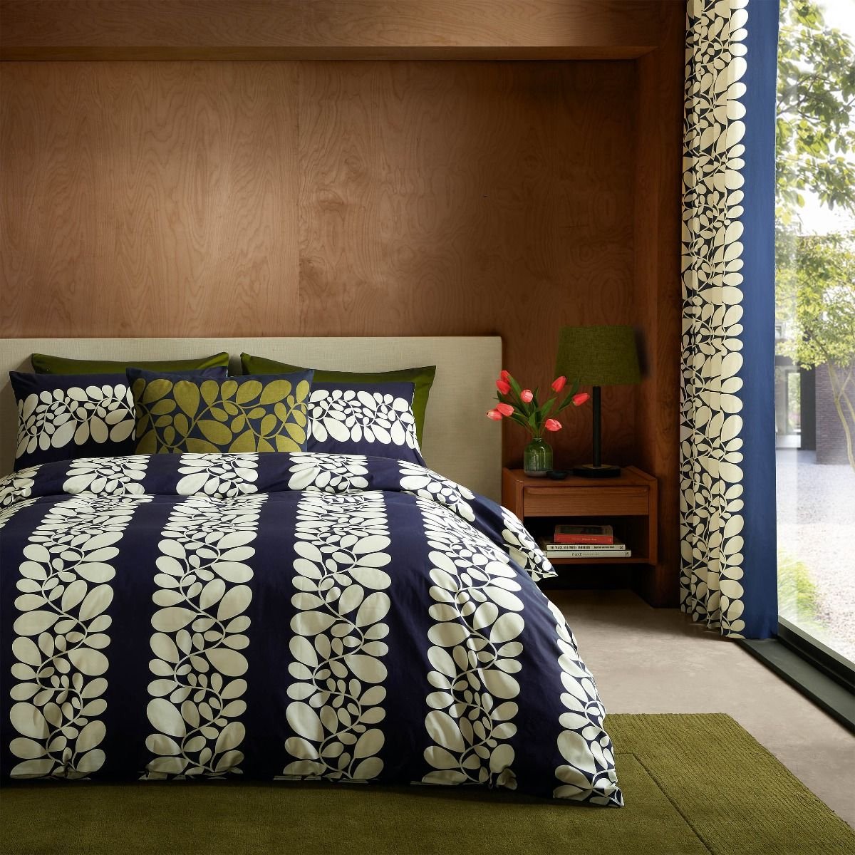 Orla Kiely Sycamore Stripe Space Blue - dekbedovertrek set - 230x220 cm met slopen - percaalkatoen met knopensluiting - lits-jumeaux