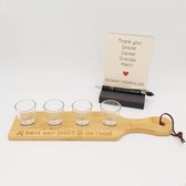 Vaderdag geschenk - dienblad voor shotjesglazen - inclusief 4 glaasjes + GRATIS items - origineel geschenk voor papa!