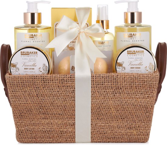 BRUBAKER Cosmetics Bad en Body Set - Vanille Rose Mint Geur - 9-delige Cadeauset - Cadeautip Vrouw - Cadeau Idee - in Rieten Mandje - Cadeau - Bodylotion - douchegel