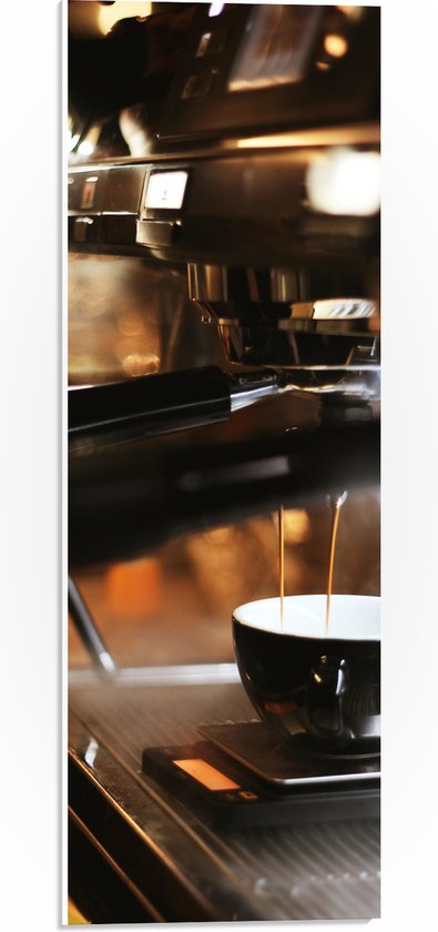 PVC Schuimplaat- Foto van Koffiekopje onder Professioneel Koffiezetapparaat - 20x60 cm Foto op PVC Schuimplaat