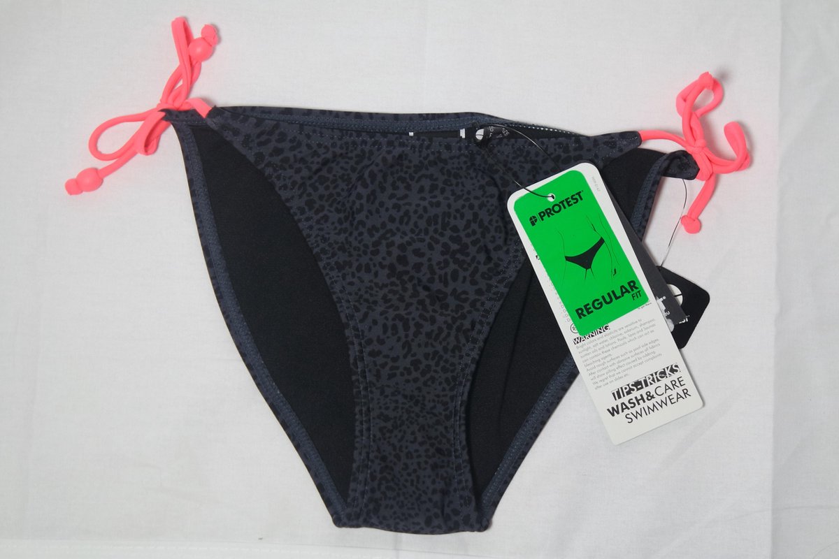 Protest Bikini broekje cashira /36 Zwart